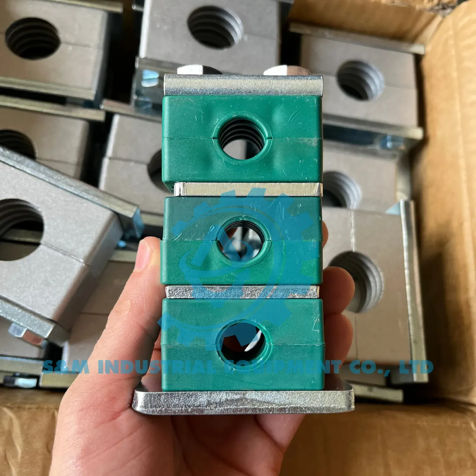 Cấu hình kẹp ống tầng thủy lực