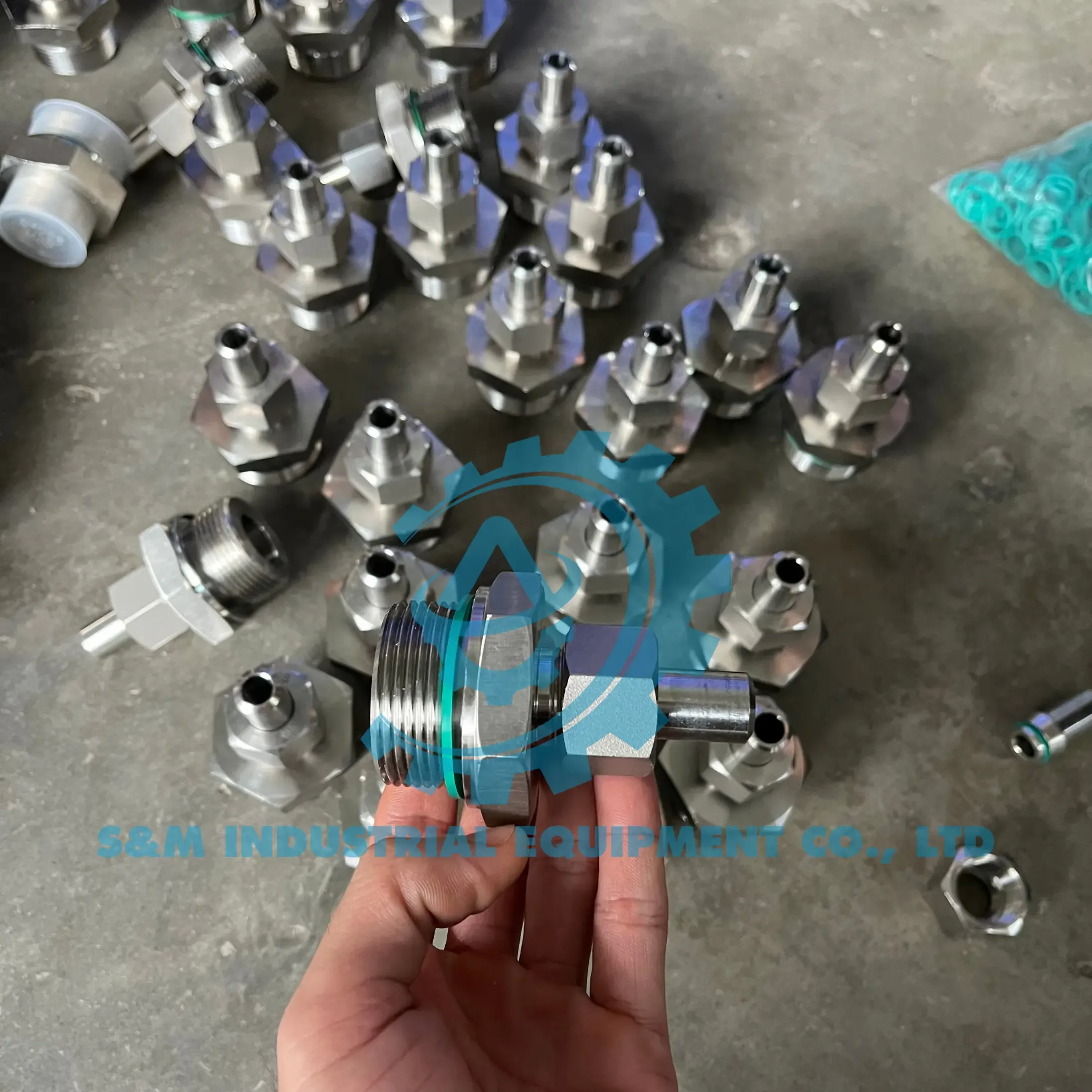 Chuôi hàn inox trong ảnh thực tế