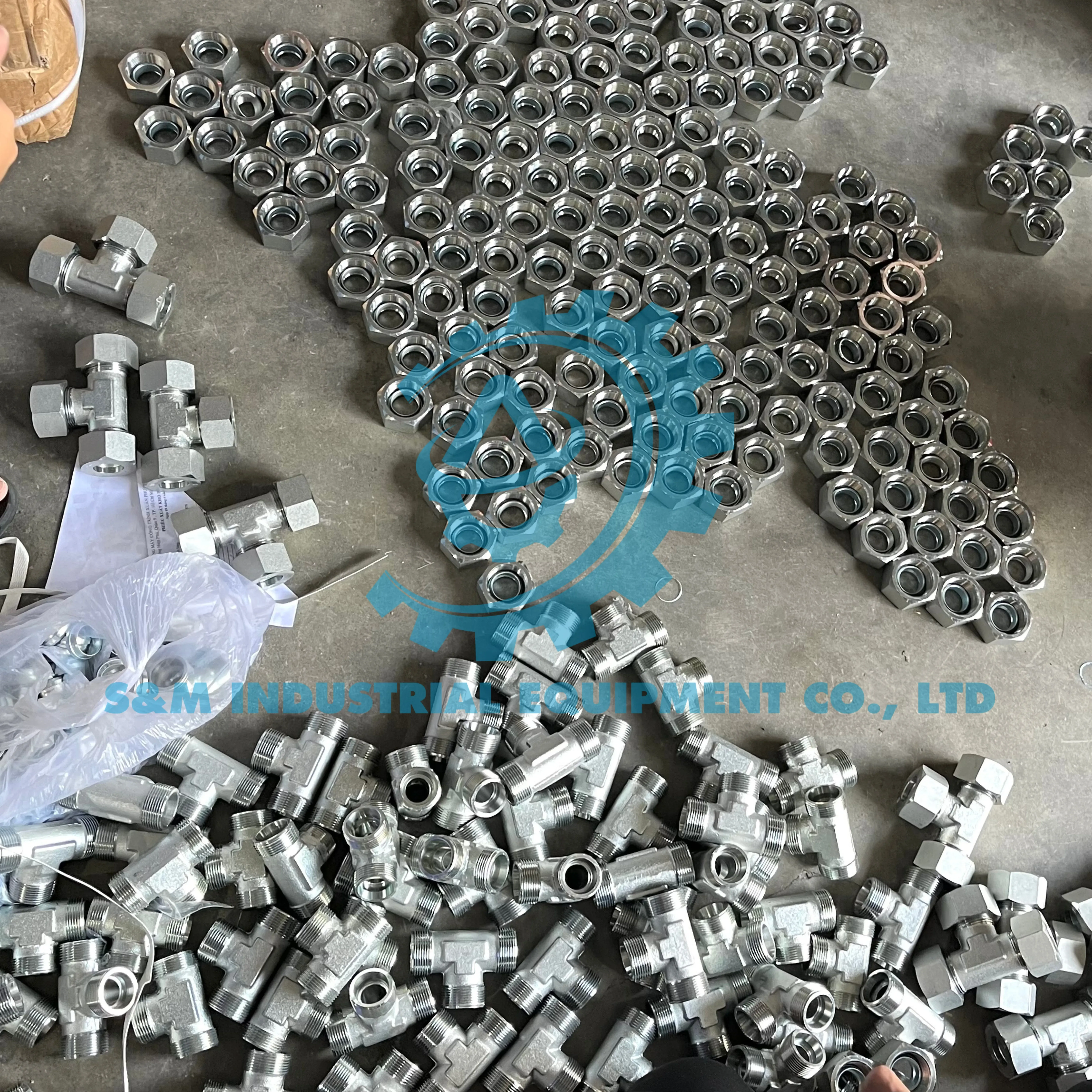 Nối Tee giảm 3 đầu tán bắp