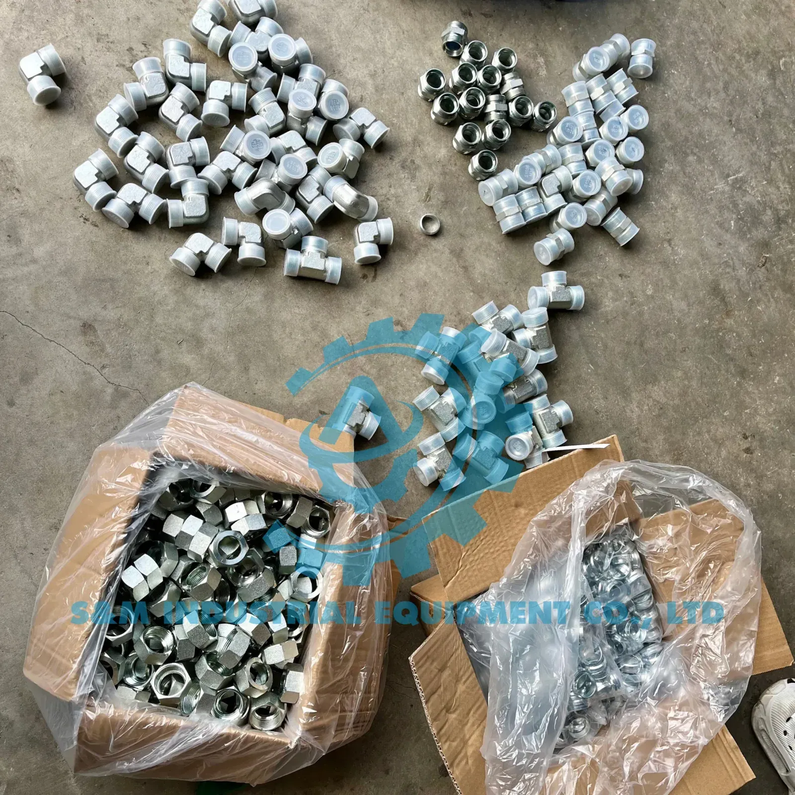 Phụ kiện DIN 2353 và vòng cắt trước khi lắp